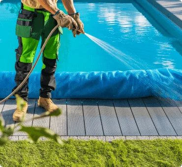 Pool Cleaning and Skimming